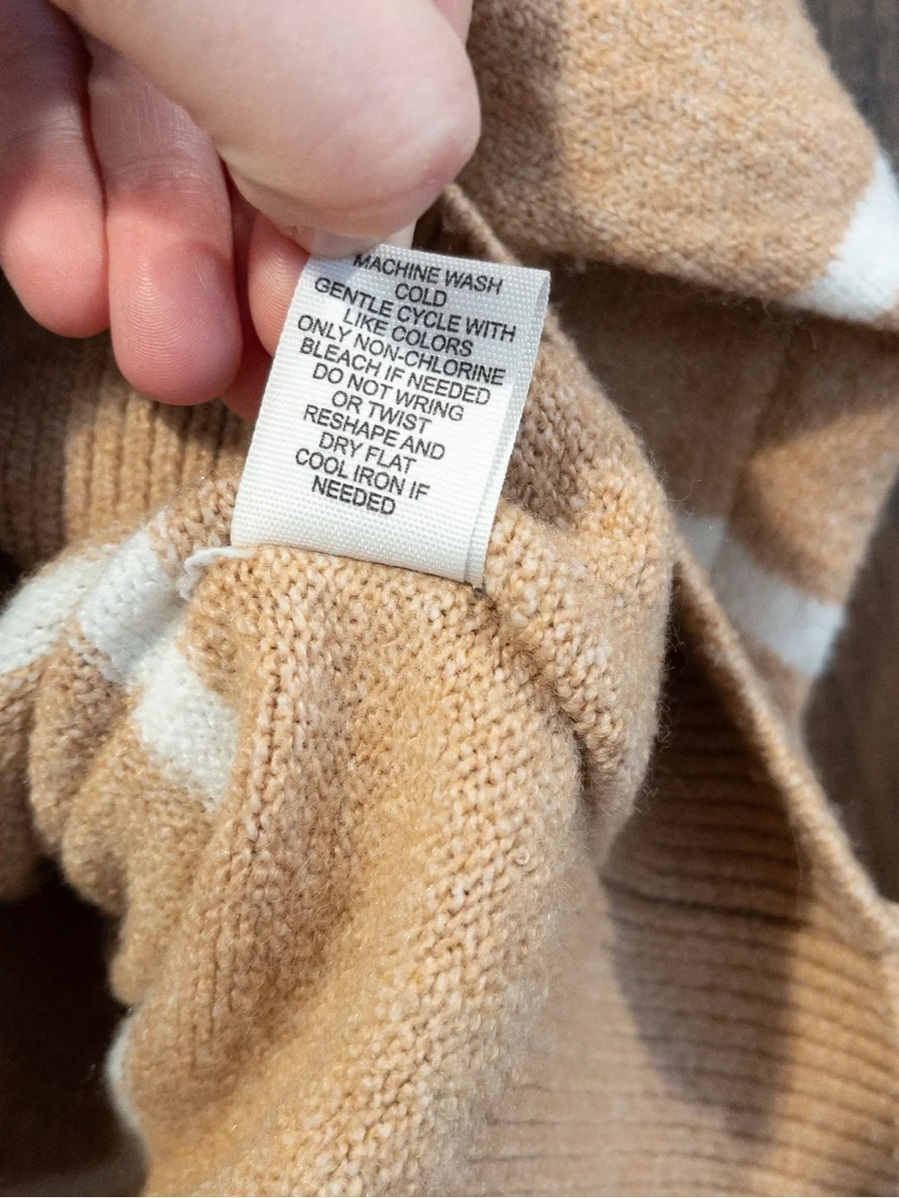 Moon & Madison Tan Crewneck Striped Sweater Large